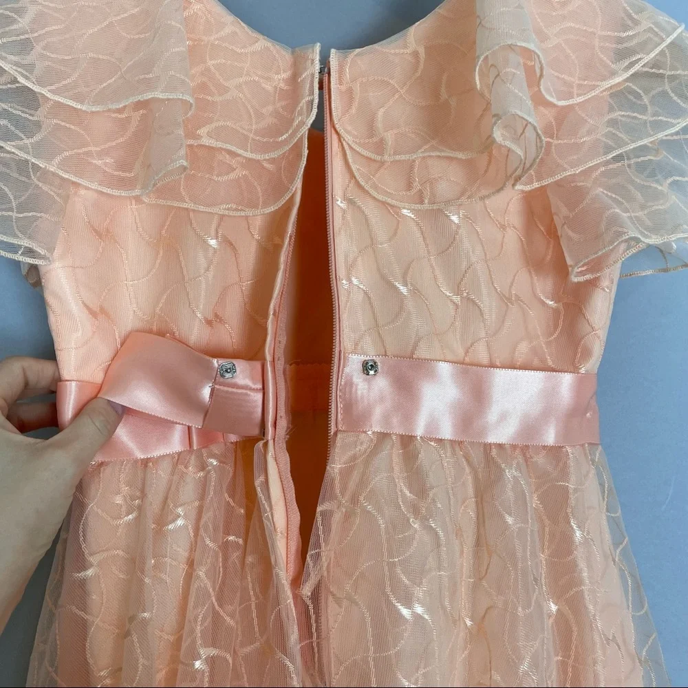 N/A vintage girl